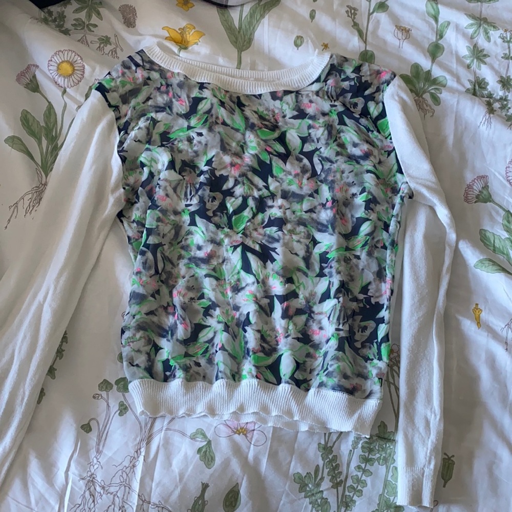 Long sleeve top